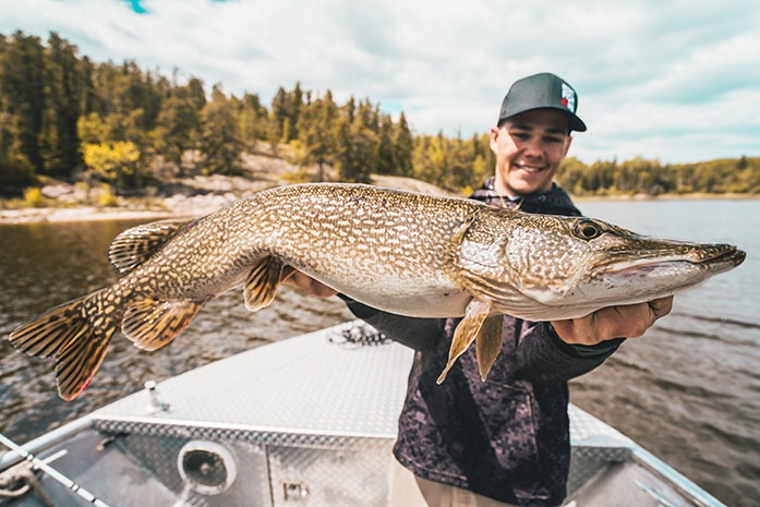 Pêche au brochet au Manitoba